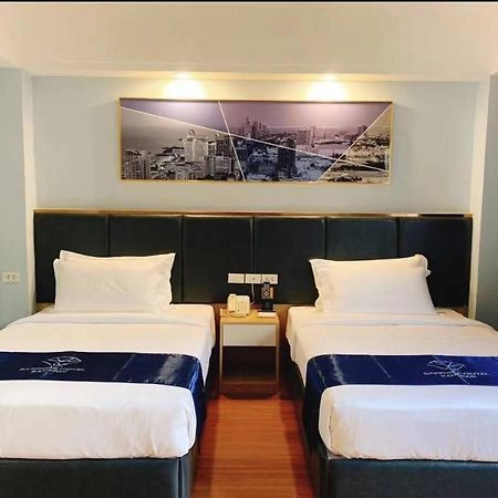 Sapphire Hotel Silom בנגקוק מראה חיצוני תמונה Deluxe Twin