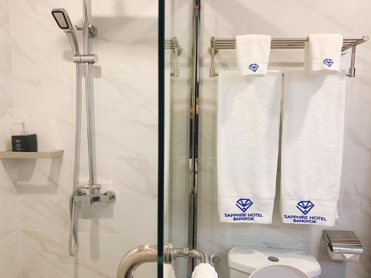 Sapphire Hotel Silom בנגקוק מראה חיצוני תמונה Bathroom