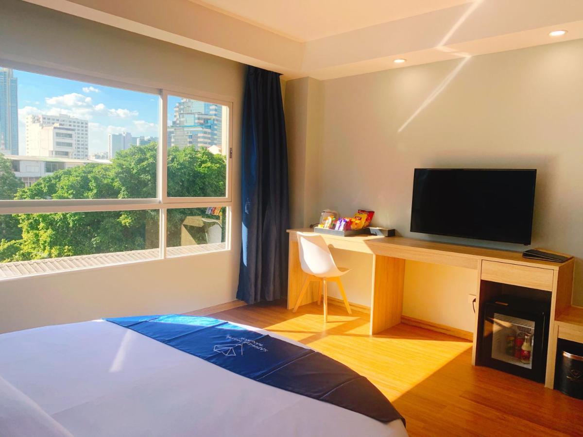 Sapphire Hotel Silom בנגקוק מראה חיצוני תמונה A room at the hotel