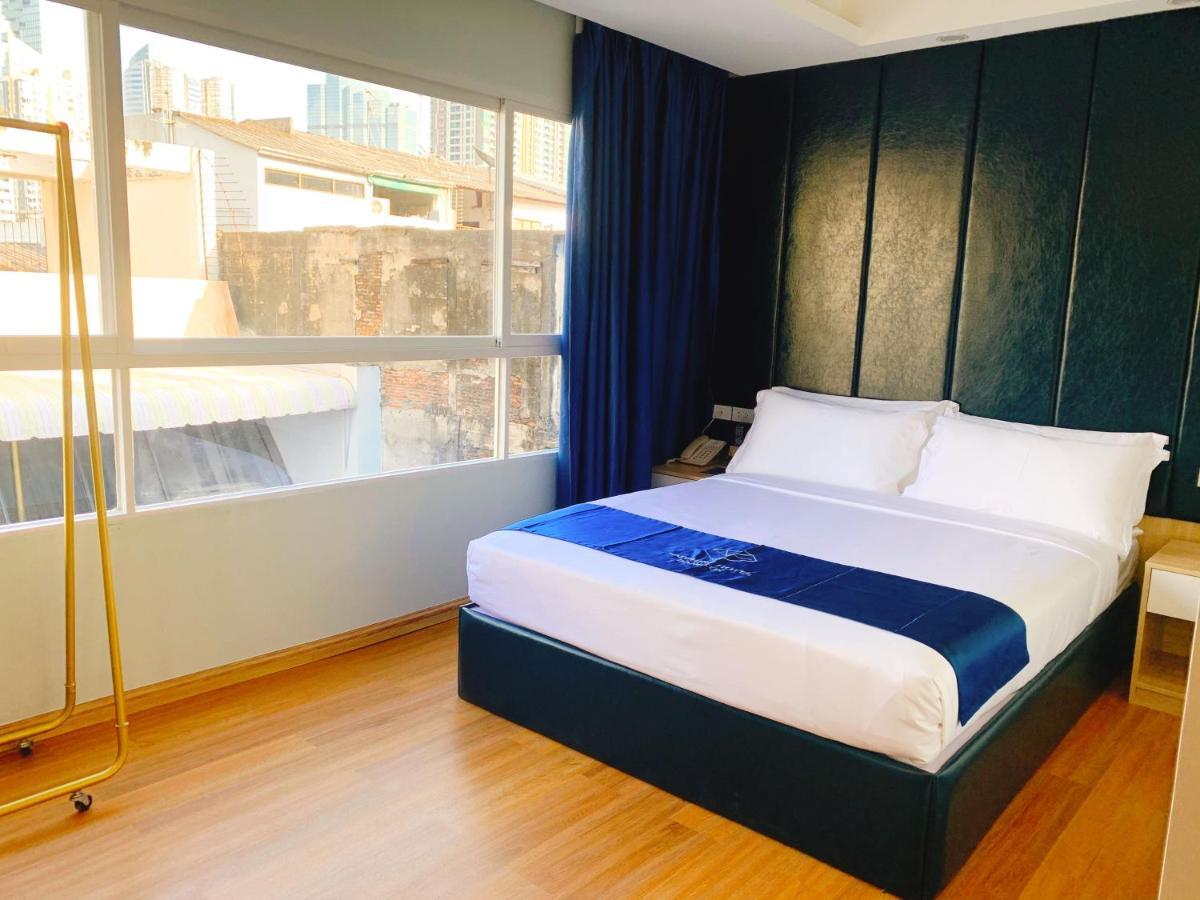 Sapphire Hotel Silom בנגקוק מראה חיצוני תמונה Deluxe Room